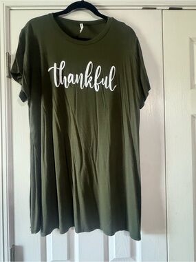 Women's Olive Green 'Thankful' Short Sleeve Tunic Tee